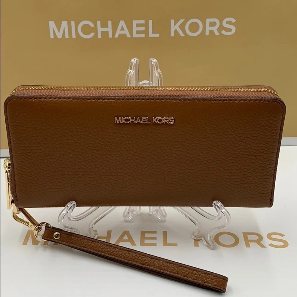 MICHAEL KORS Jet Set Travel Continental Zip